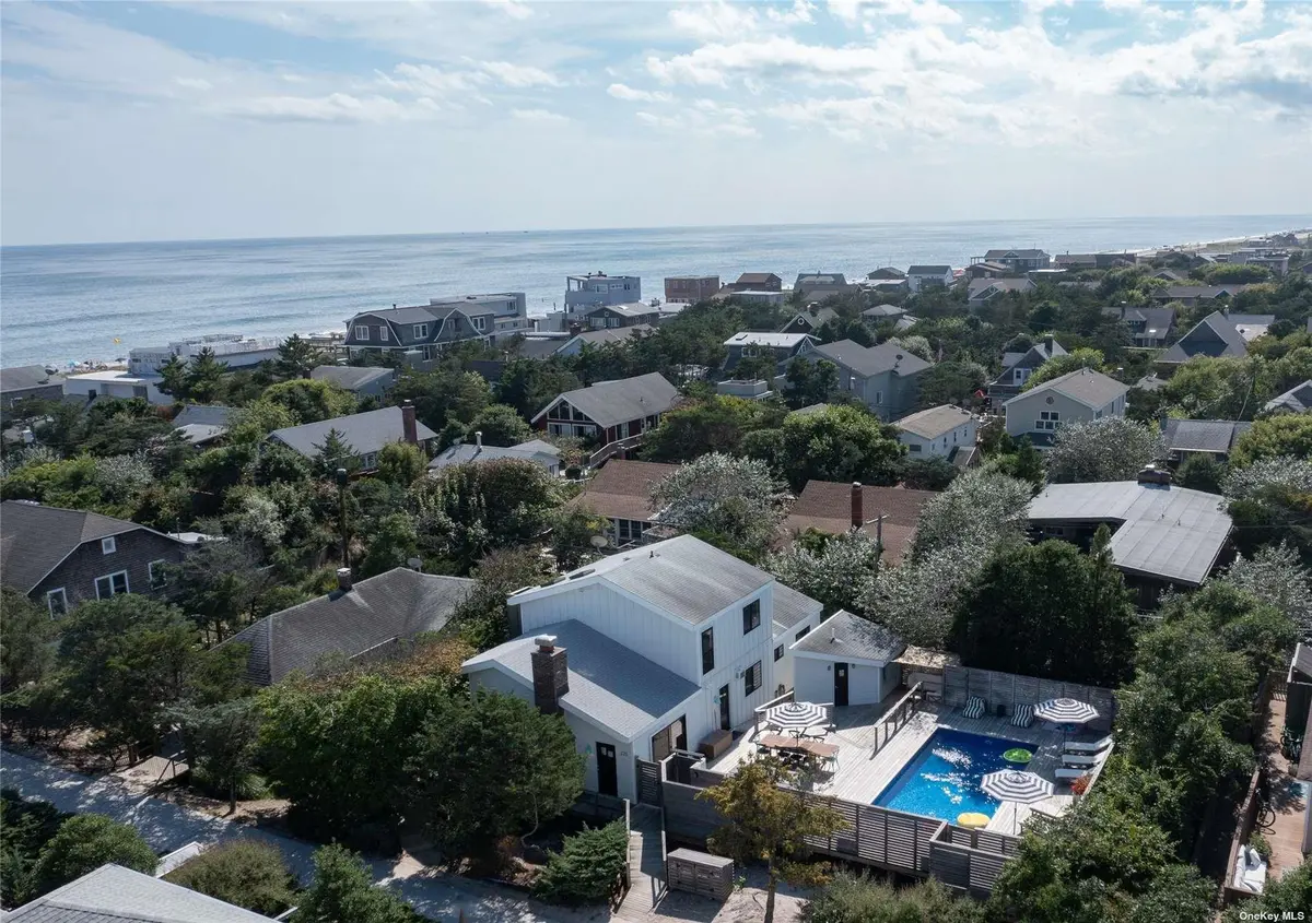220 Cottage WALK, Ocean Beach, NY 11770