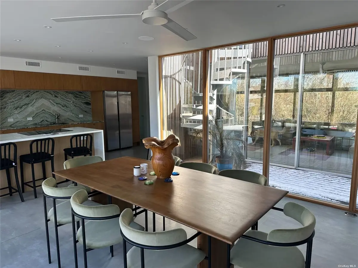 25 Sloop WALK, Summer Club, NY 11770