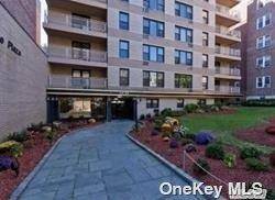 65-50 Wetherole ST #5V, Rego Park, NY 11374