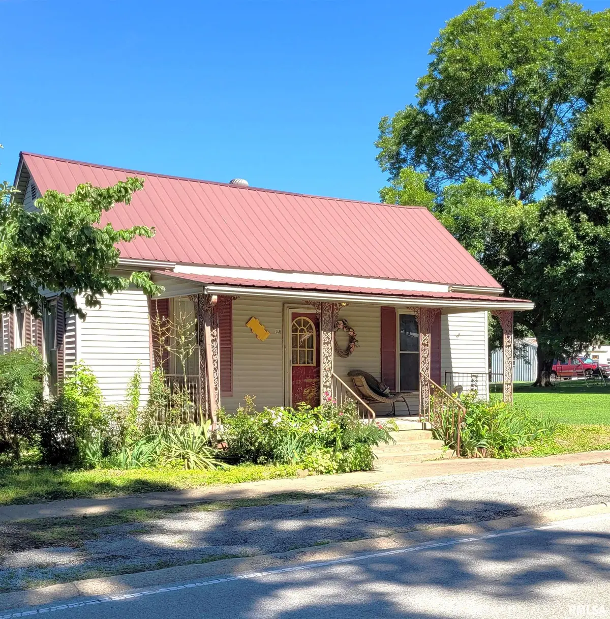 340 N CANAL ST, Cave In Rock, IL 62919
