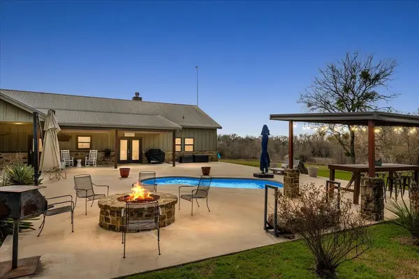 146 The Oaks BLVD, Elgin, TX 78621