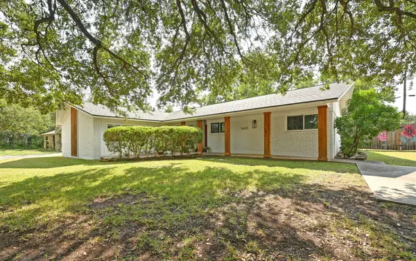 5600 Oak BLVD S,  Austin,  TX 78735