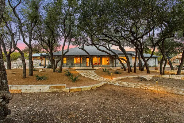 910 Old Red Ranch RD,  Dripping Springs,  TX 78620