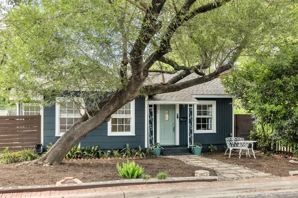 305 E 50th ST, Austin, TX 78751