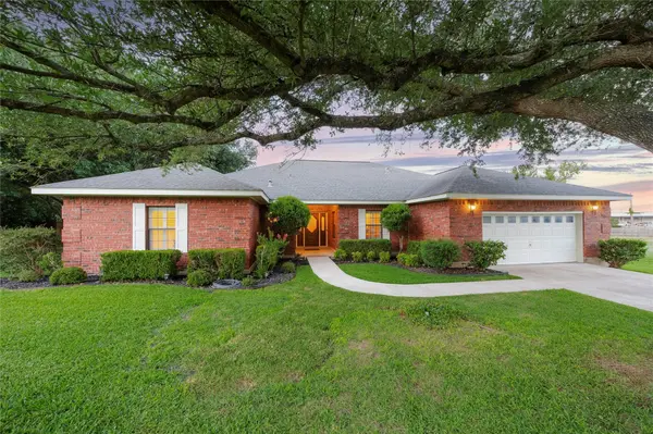 2000 Spinel RD, Pflugerville, TX 78660