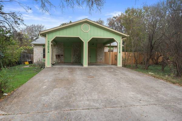 7302 Bar K Ranch RD #A & B, Lago Vista, TX 78645