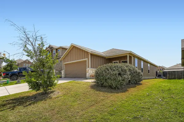 175 Eves Necklace DR, Buda, TX 78610