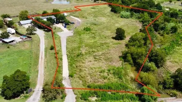 11908 Walton Hill PASS,  Coupland,  TX 78615