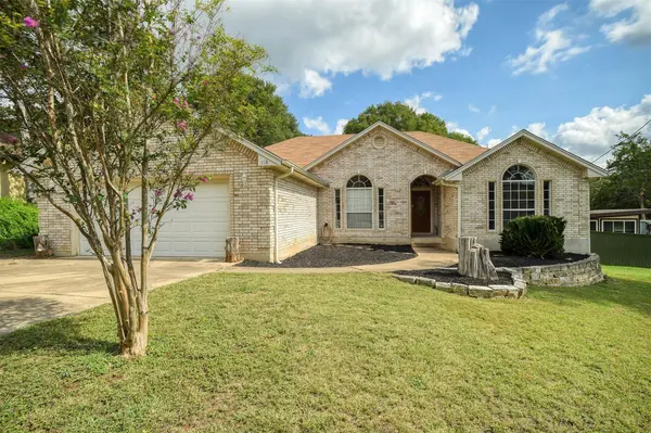 118 Kaneohe DR, Bastrop, TX 78602
