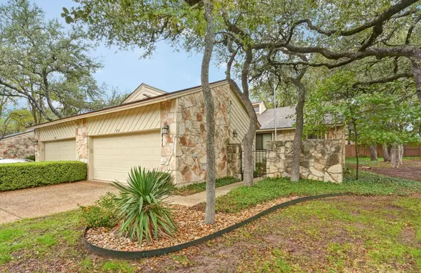 3711 Claburn DR,  Austin,  TX 78759