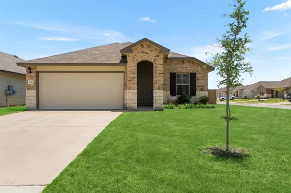1037 Oxford LN,  Troy,  TX 76579
