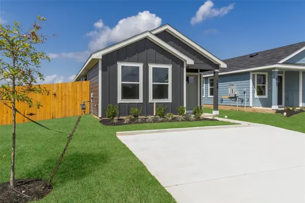 159 Safflower DR, Uhland, TX 78640