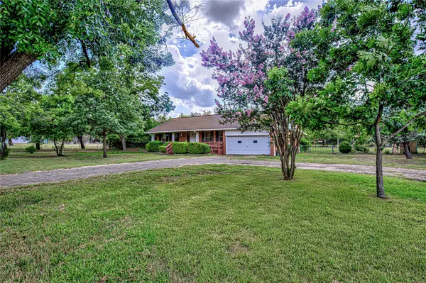 18 Pillow RD, Sunset Valley, TX 78745