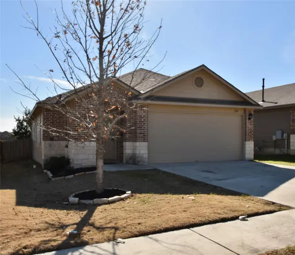 204 Lake GLN, San Marcos, TX 78666