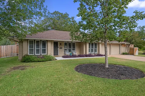 5900 N Hampton DR, Austin, TX 78723