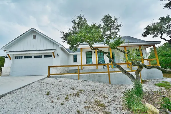 589 Persimmon PASS,  Fischer,  TX 78623