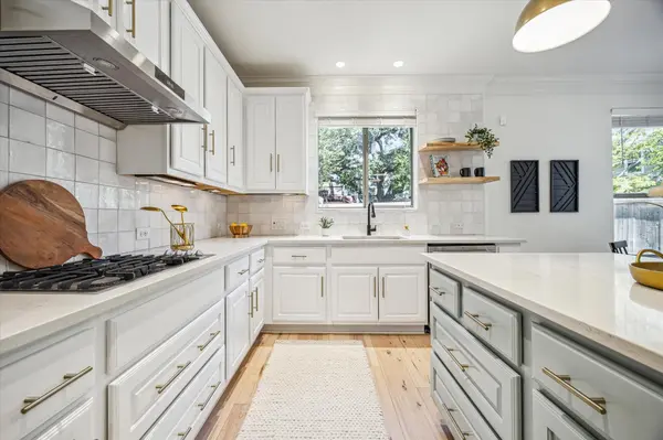 1808 Crown DR,  Austin,  TX 78745
