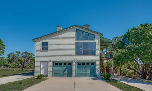 1236 Lakebreeze DR,  Canyon Lake,  TX 78133
