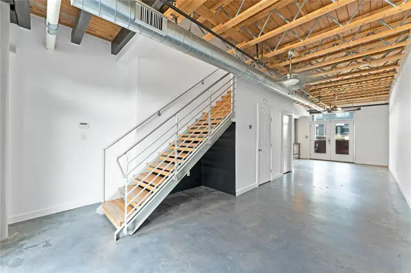 1305 E 6th ST #2, Austin, TX 78702