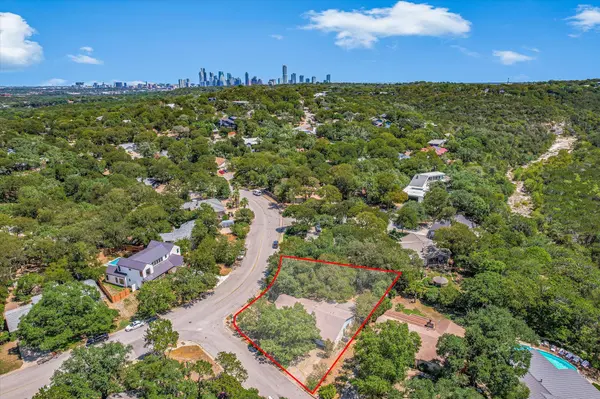 2801 HORSESHOE BEND CV, Austin, TX 78704