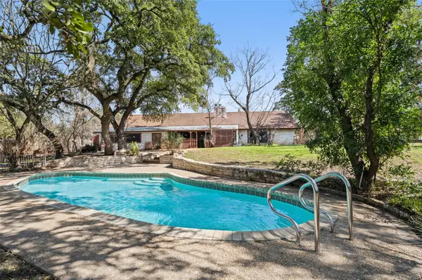209 Duck Lake DR, Lakeway, TX 78734