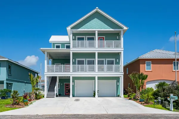 312 Bayview DR,  City By The Sea,  TX 78336