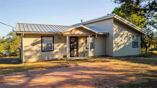 104 Oak LN, Horseshoe Bay, TX 78657