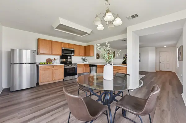 101 Bandera Woods BLVD,  Elgin,  TX 78621