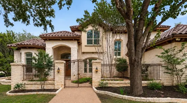 106 Lakeway Hills CV,  Lakeway,  TX 78734