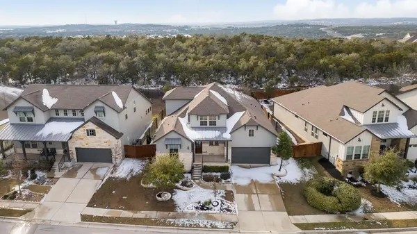 592 Dayridge DR, Dripping Springs, TX 78620