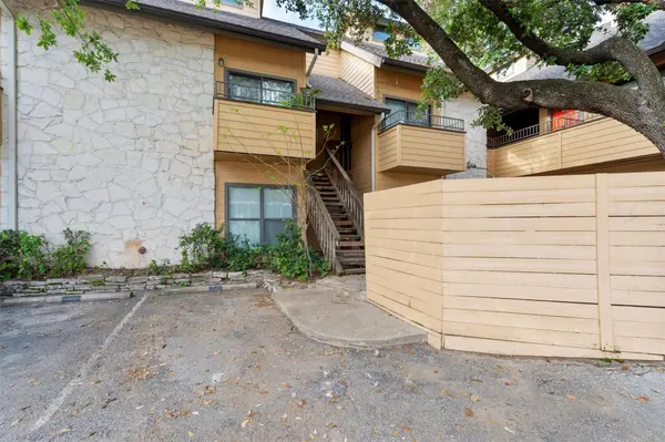 2714 Nueces ST #103,  Austin,  TX 78705