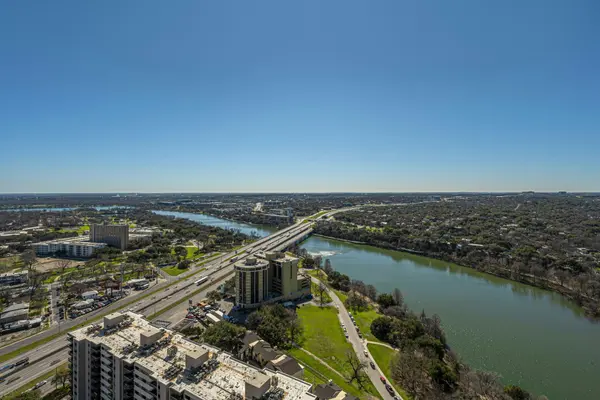 44 East Ave #3010,  Austin,  TX 78701