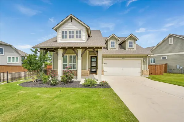 527 Dayridge DR, Dripping Springs, TX 78620