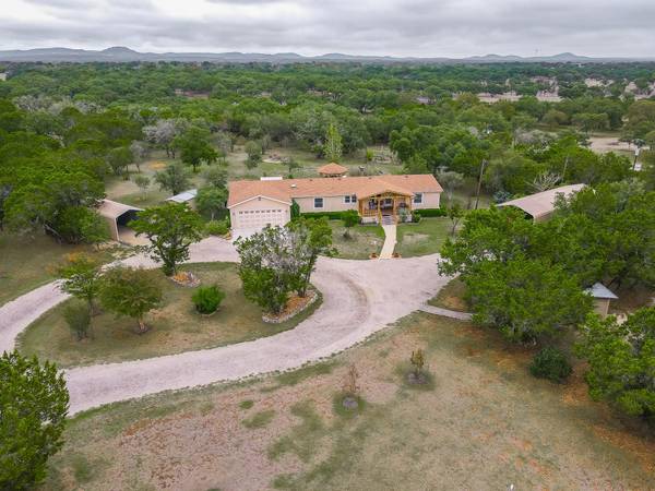 2474 RIVER BLUFF CIR,  Bandera,  TX 78063