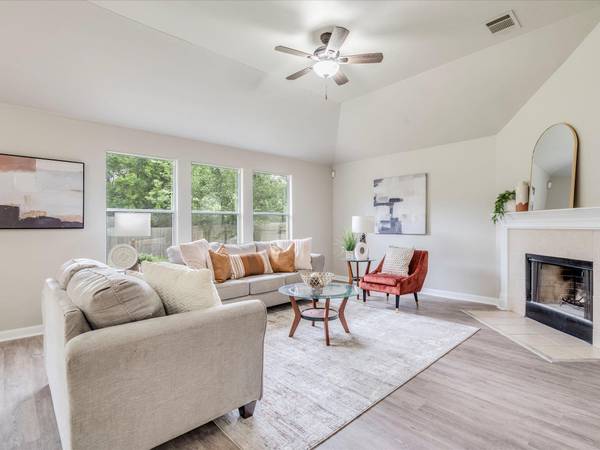 105 Plumbago DR, Pflugerville, TX 78660