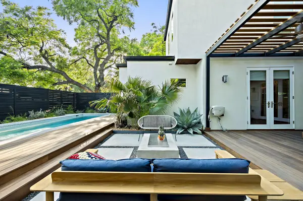 2609 Francisco ST, Austin, TX 78702