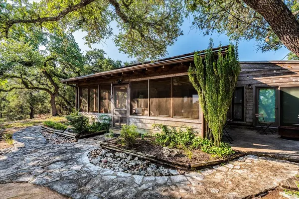 1600 N Elder Hill RD, Driftwood, TX 78619