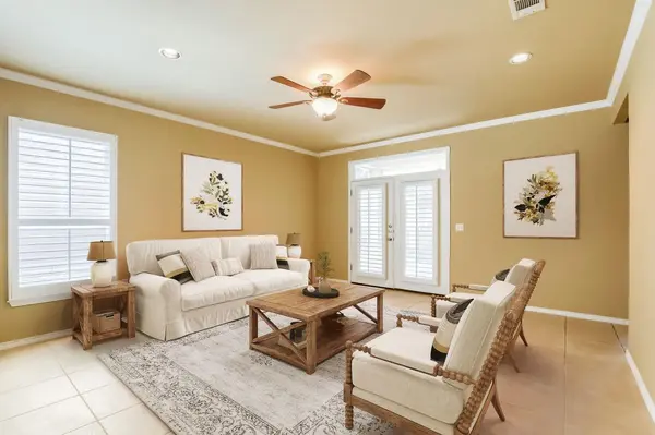 310 Crockett LOOP,  Georgetown,  TX 78633