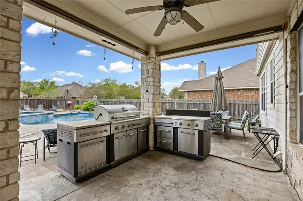 16902 Brewer Blackbird DR,  Pflugerville,  TX 78660