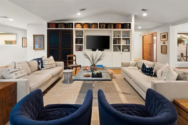 7203 Running Rope CIR, Austin, TX 78731