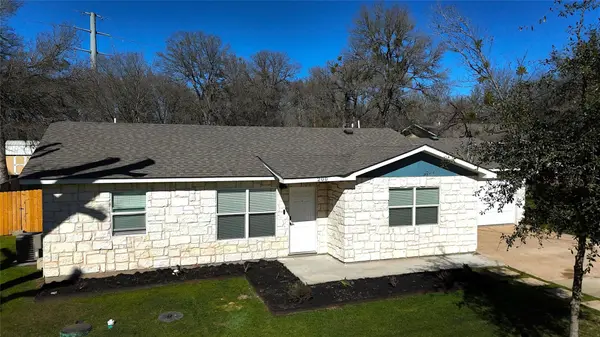 200 E Keanahalululu LN, Bastrop, TX 78602