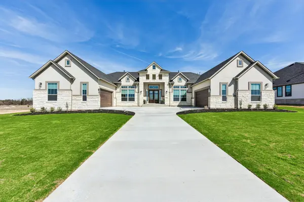 1008 Doelling DR, Florence, TX 76527