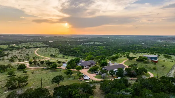 370 Fallow RUN,  Hunt,  TX 78024