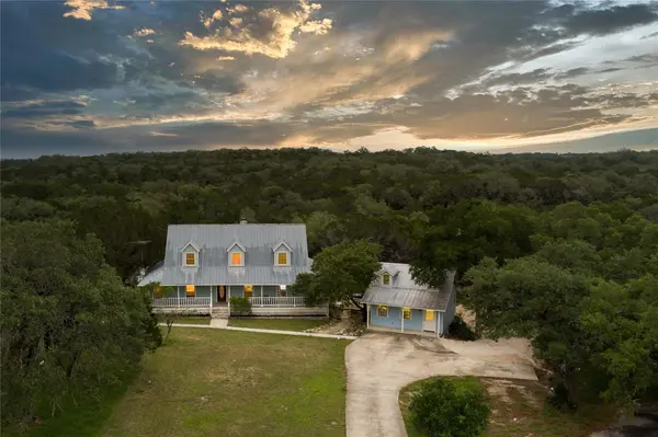 28920 Country DR, New Braunfels, TX 78132