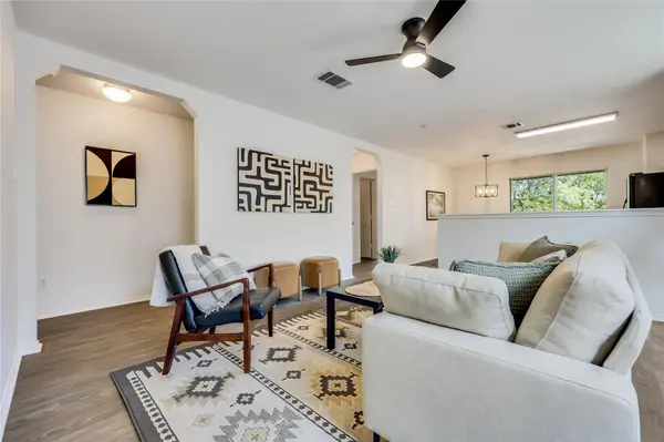 11321 Autumn Ash DR, Manchaca, TX 78652