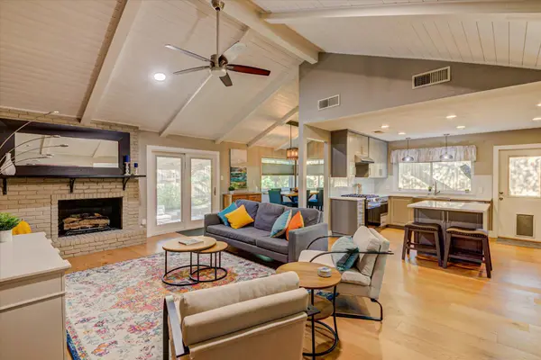 2713 Bryonhall DR, Austin, TX 78745