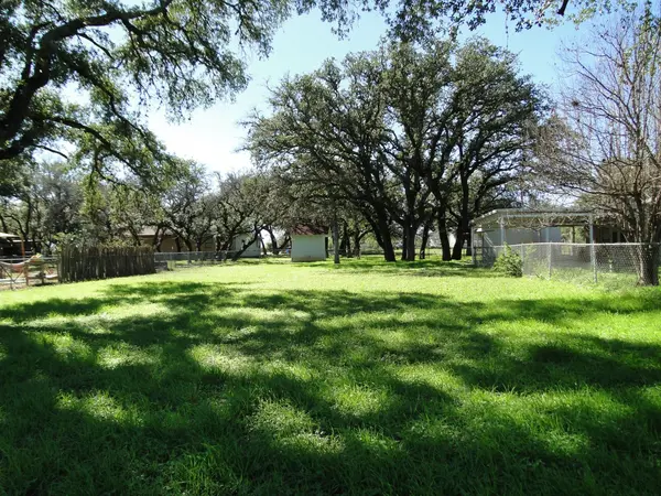 000 Old Austin Hwy, Johnson City, TX 78636