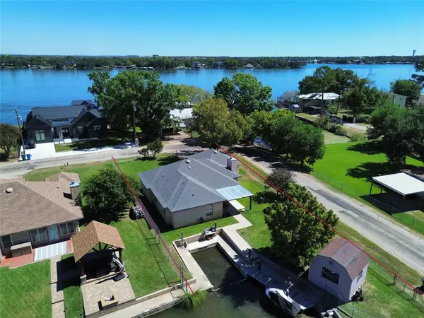 503 N Beach,  Sunrise Beach,  TX 78643