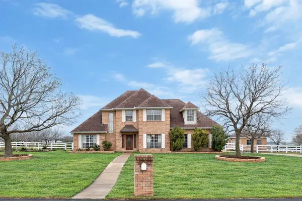 202 Highpoint WAY,  Georgetown,  TX 78626