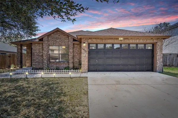 1082 Stone HOLW, New Braunfels, TX 78130